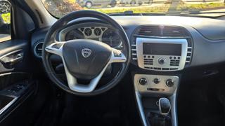 LANCIA Delta usata, con Lettore CD