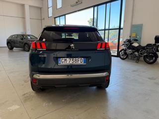 PEUGEOT 3008 usata, con Autoradio