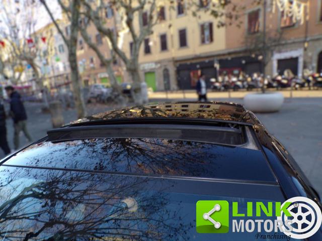 MERCEDES-BENZ E 220 usata, con Fari full-led