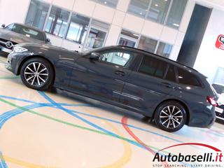 BMW 318 usata, con Sensori di parcheggio anteriori