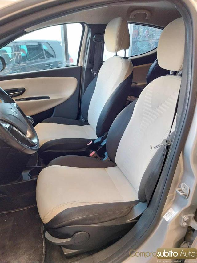 LANCIA Ypsilon usata, con Immobilizzatore elettronico