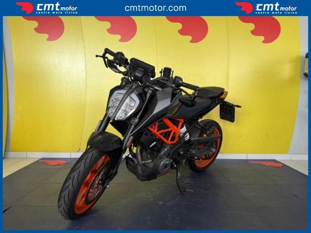KTM 125 Duke usata 2