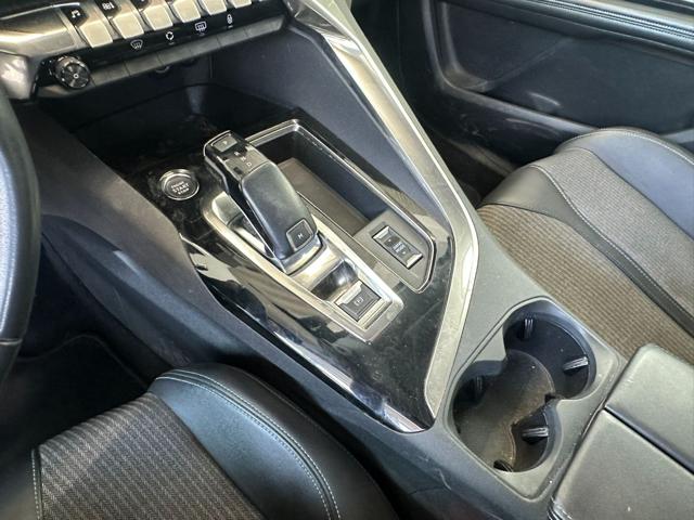 PEUGEOT 3008 usata, con Bluetooth