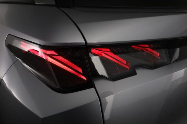 PEUGEOT 5008 usata 9