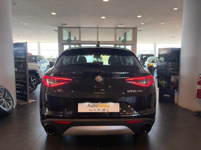 ALFA ROMEO Stelvio usata, con Sistema di navigazione
