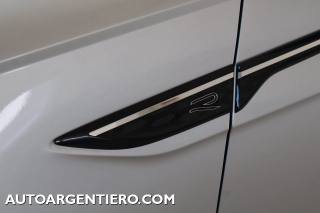 VOLKSWAGEN Taigo usata, con Airbag testa