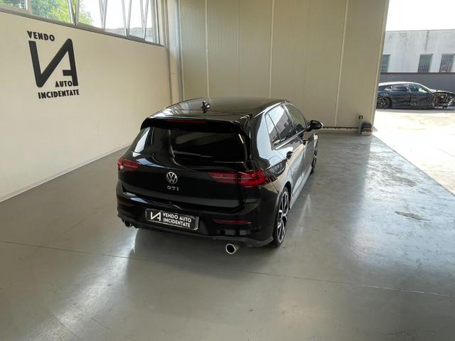 VOLKSWAGEN Golf usata, con Boardcomputer