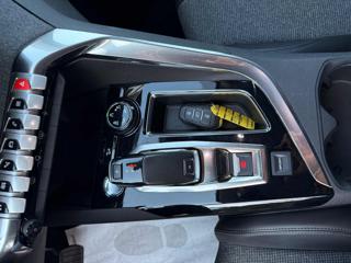 PEUGEOT 3008 usata, con Autoradio