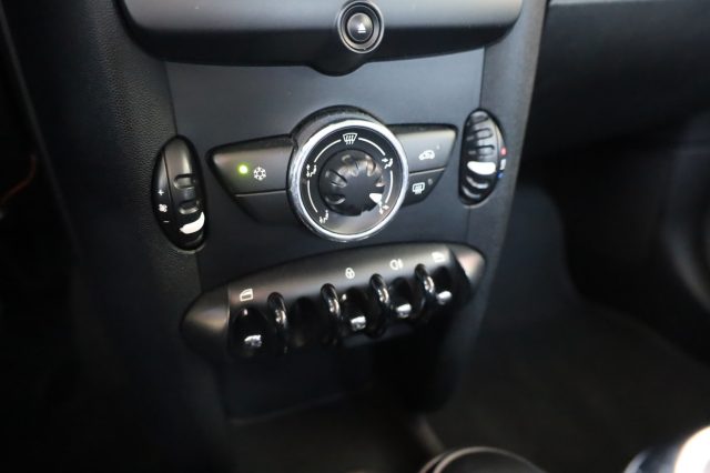 MINI One usata 32