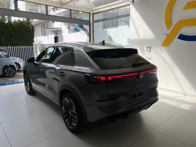 VOLKSWAGEN T-Roc usata, con ESP