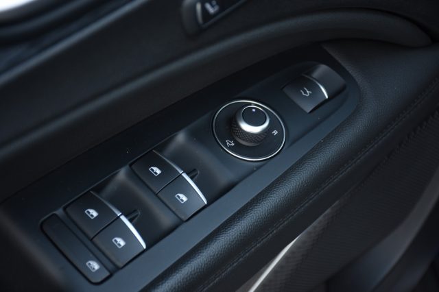 ALFA ROMEO Stelvio usata, con Interni in pelle