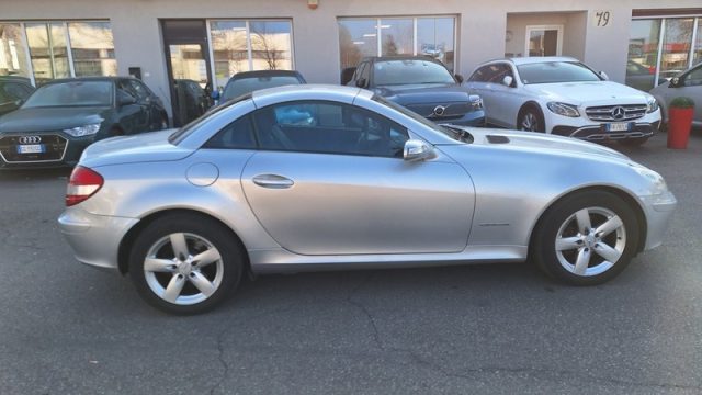 MERCEDES-BENZ SLK 200 usata, con Autoradio