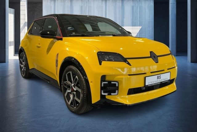 RENAULT R 5 usata, con Autoradio