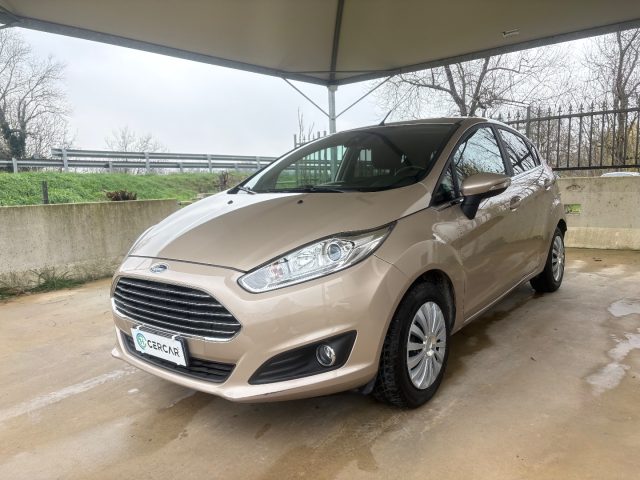 FORD Fiesta usata, con ABS