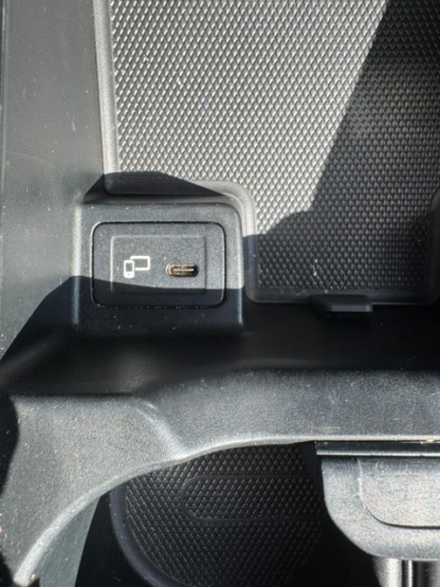 MERCEDES-BENZ GLA 250 usata, con Immobilizzatore elettronico