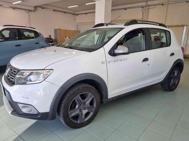 DACIA Sandero usata, con Autoradio