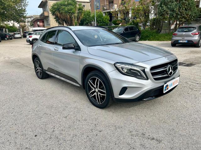 MERCEDES-BENZ GLA 200 usata, con Climatizzatore