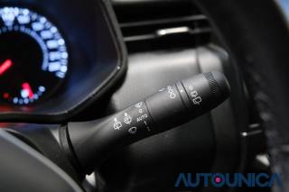 RENAULT Clio usata, con Autoradio digitale