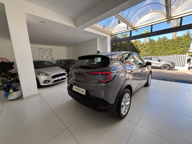 RENAULT Captur usata, con Autoradio digitale