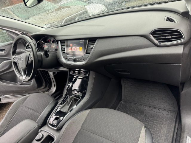 OPEL Grandland X usata, con Controllo automatico clima