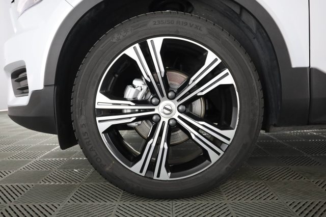 VOLVO XC40 usata 8