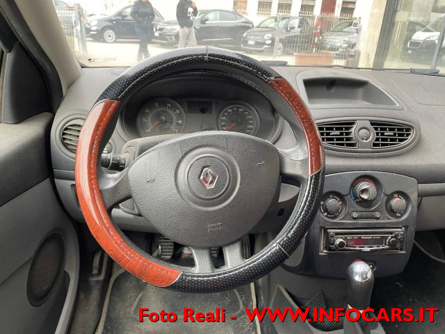 RENAULT Clio usata 13