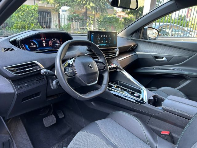 PEUGEOT 5008 usata, con Autoradio