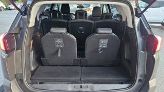 PEUGEOT 5008 usata, con Specchietti laterali elettrici