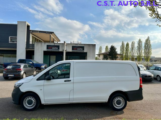 MERCEDES-BENZ Vito usata, con Chiusura centralizzata