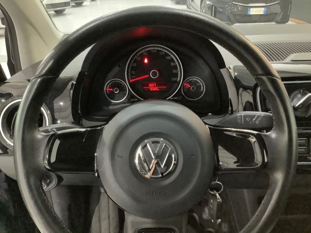 VOLKSWAGEN up! usata 16