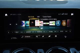 MERCEDES-BENZ GLA 200 usata, con Fari LED