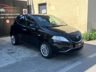 LANCIA Ypsilon usata, con Airbag