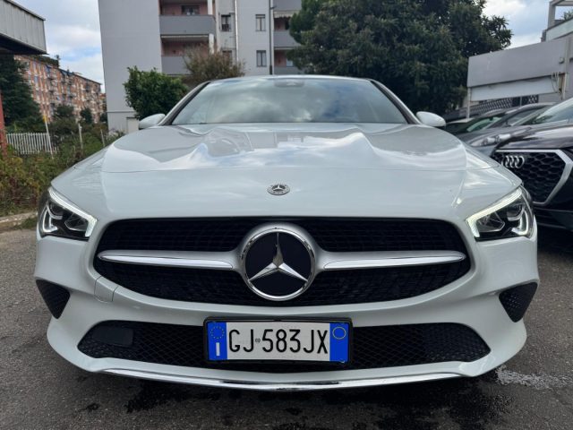MERCEDES-BENZ CLA 180 usata, con Alzacristalli elettrici