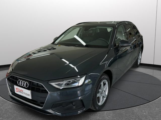 AUDI A4 usata, con Specchietti laterali elettrici