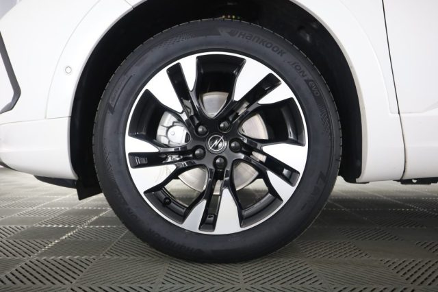 OPEL Grandland usata 8