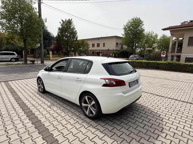 PEUGEOT 308 usata, con Airbag laterali