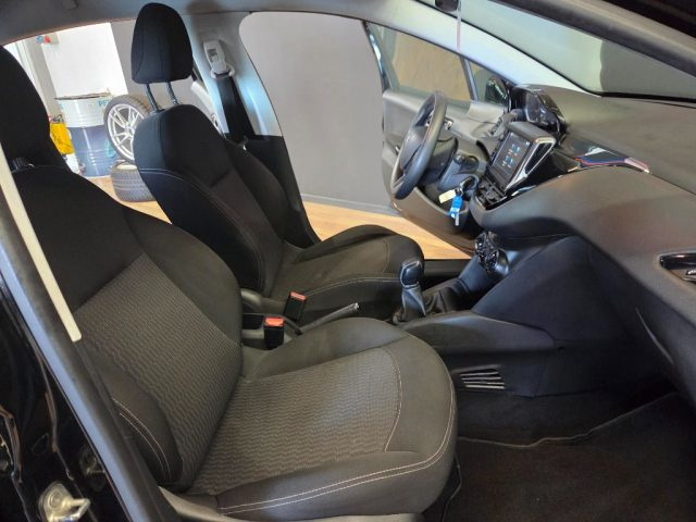 PEUGEOT 208 usata, con Specchietti laterali elettrici