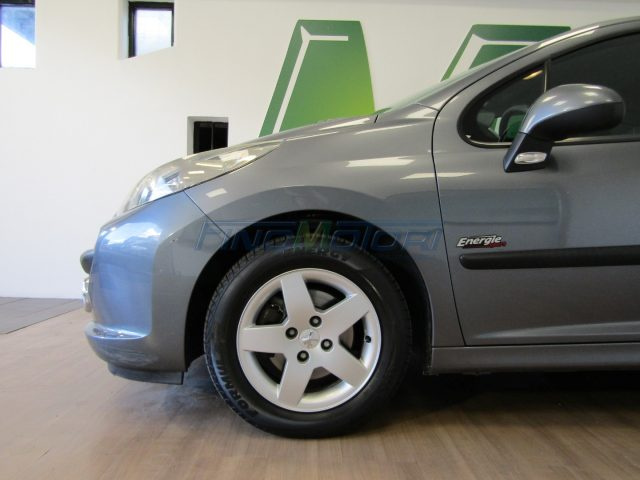 PEUGEOT 207 usata, con Autoradio