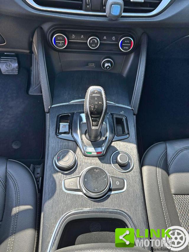 ALFA ROMEO Stelvio usata, con Portellone posteriore elettrico