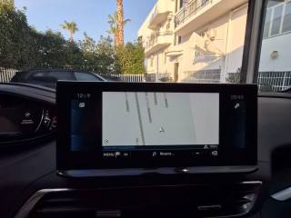 PEUGEOT 3008 usata, con Sistema di navigazione