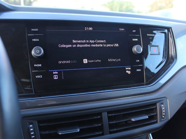 VOLKSWAGEN Polo usata, con Autoradio digitale