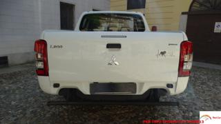 MITSUBISHI L200 usata, con Climatizzatore