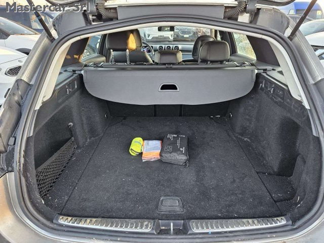 MERCEDES-BENZ C 220 usata, con Blind spot monitor