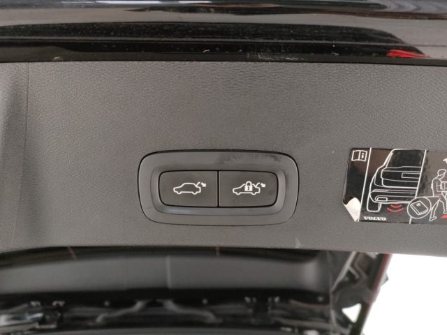 VOLVO XC40 usata, con Chiusura centralizzata