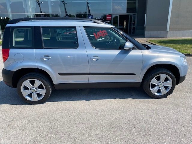 SKODA Yeti usata, con Hill holder