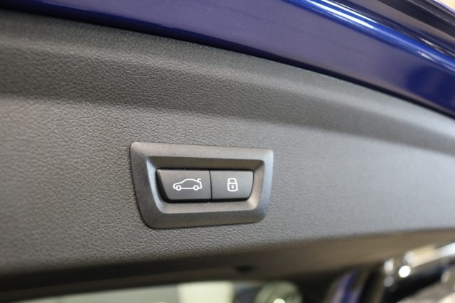 BMW 118 usata, con Fari LED