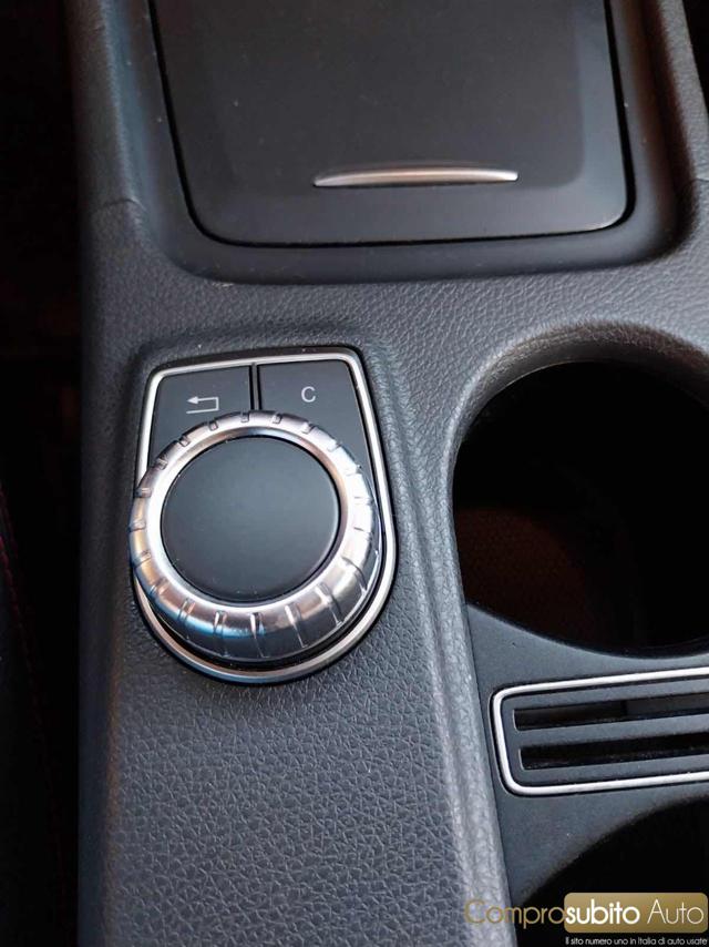 MERCEDES-BENZ GLA 200 usata, con Sistema di navigazione