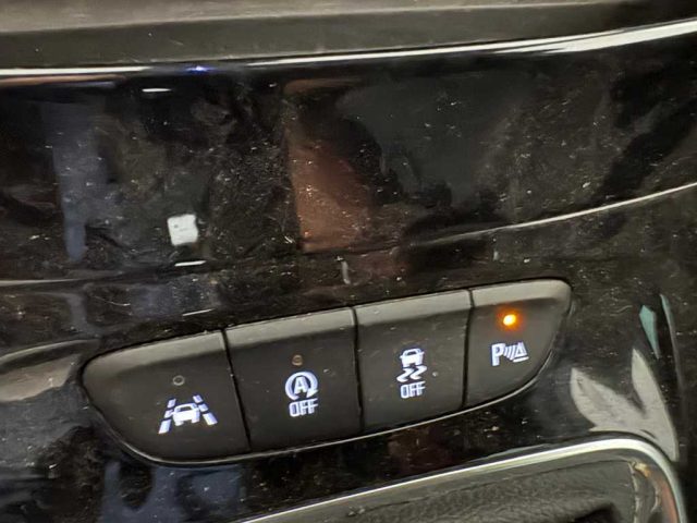 OPEL Astra usata, con Specchietti laterali elettrici