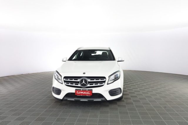 MERCEDES-BENZ CLA usata 0
