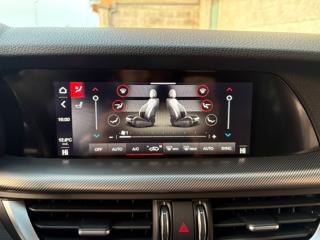 ALFA ROMEO Stelvio usata, con Volante in pelle